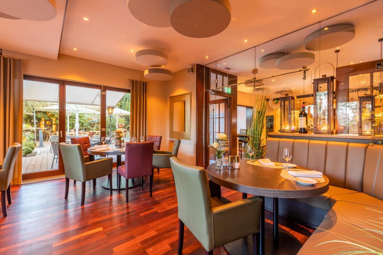 Burgdorfs Hotel & Restaurant Hude  Eksteriør billede