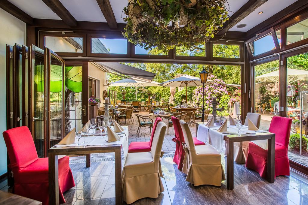 Burgdorfs Hotel & Restaurant Hude  Eksteriør billede